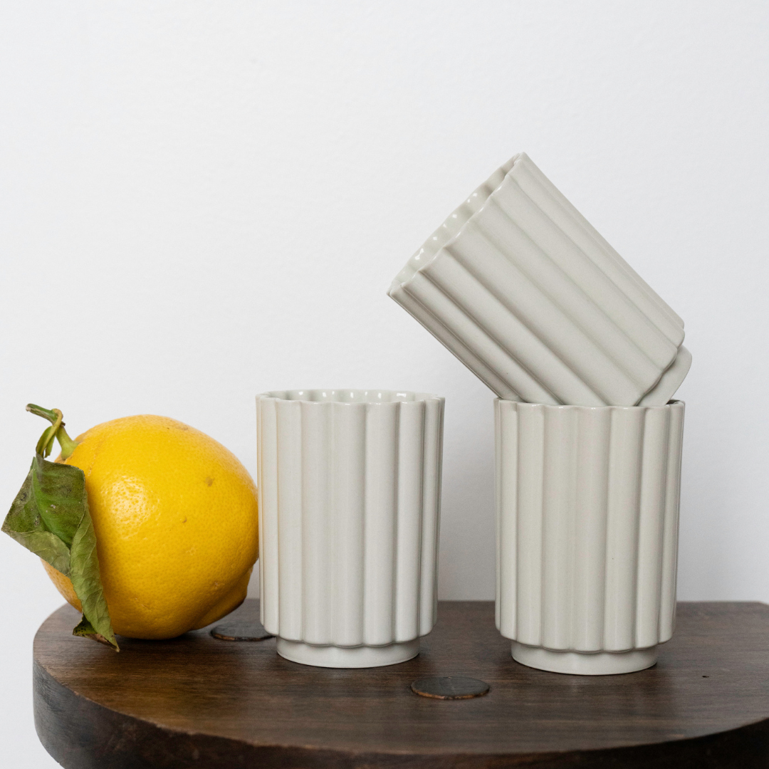 Tasse flos en porcelaine craie
